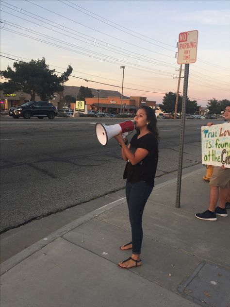 Abby street preaching! Street Preaching, 2024 Goals, Vision Board Goals, 2025 Vision, Youth Group, Lord And Savior, Vision Board, Jesus