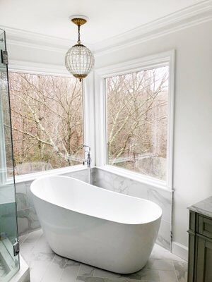 Check out this look I found on LIKEtoKNOW.it http://liketk.it/2IK47  Download the LIKEtoKNOW.it app to see! Master Bath And Closet, Slipper Tubs, Freestanding Tub Faucet, Corner Tub, Soaker Tub, Herringbone Floor, Roman Tub, Ensuite Bathrooms, Herringbone Tile