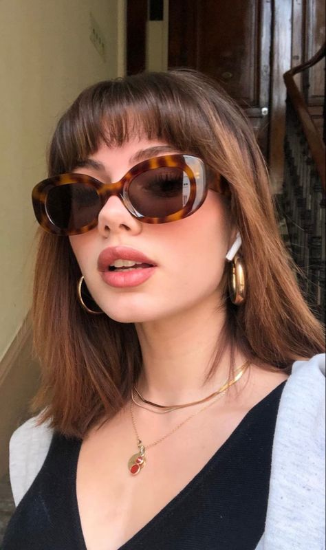 Cateye Sunglasses Aesthetic, Glam Sunglasses, Aesthetics Fashion, Bags 2024, Models Off Duty Style, Sunglasses Outfit, Mob Wife, Trending Fashion Outfits, Cole Sprouse