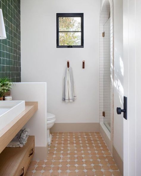 Upstairs Bathrooms, Bathroom Renos, House Bathroom, Bathroom Makeover, Bathroom Renovation, Bathroom Inspiration, Bathroom Interior Design, Bathroom Interior, Cozy House