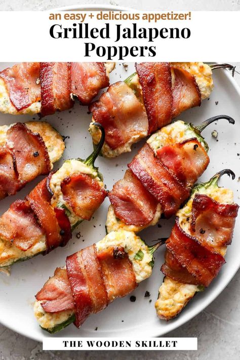 Grilled Jalapeño Poppers - A delicious and easy Grilled Jalapeno Popper recipe that is perfect for your next summer cookout! Bacon-wrapped and so good! #grilledjalapenopoppers #grilledjalapenopoppersrecipes #grilledjalapenopoppersrecipe #baconwrappedjalapenopoppers Jalapeno Appetizer, Grilled Jalapeno Poppers, Grilled Appetizers, Bacon Jalapeno Poppers, Bacon Wrapped Jalapeno Poppers, Jalapeno Popper Recipes, Bacon Wrapped Jalapenos, Jalapeño Poppers, Poppers Recipe