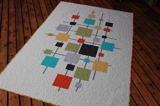 You may remember I promised a tutorial for the Mid-Century Modern quilt, which I made and shared earlier this summer.  Well ... it turns out it is a little more difficult than I thought!  So, as you f Modern Quilting Tutorials, Colchas Quilting, Quilts Modern, Modern Quilting Designs, Modern Quilt Blocks, Quilt Modernen, Geometric Quilt, Patchwork Quilt Patterns, Contemporary Quilts