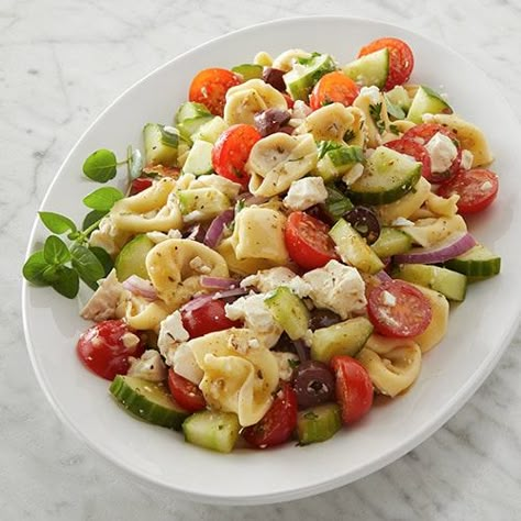 I’m checking out a delicious recipe for Greek Tortellini Salad Recipe from Fry��’s Food Stores! Greek Tortellini, Greek Tortellini Salad, Mediterranean Diet Recipes Dinners, Tortellini Salad, Fresh Salad Recipes, Best Salad Recipes, Salad Side Dishes, Mediterranean Diet Recipes, Greek Salad