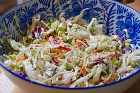 Firecracker Slaw, Ahi Tuna Nachos Recipe, Ahi Tuna Nachos, Ahi Tuna Steak Recipe, Tuna Nachos, Ahi Tuna Recipe, Tuna Tacos, Homemade Pita Chips, Ahi Tuna Poke