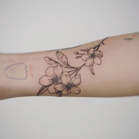 Syringa Tattoo, Apple Blossom Tattoos, Floral Arm Tattoo, Apple Flowers, Blossom Tattoo, Tattoos Henna, Writing Drawing, Wedding Tattoos, Ink Ideas