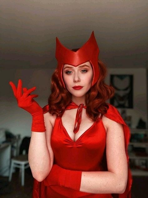 Red Head Halloween Costumes, Red Hair Costume, Red Hair Halloween Costumes, Cosplay Gloves, Scarlet Witch Costume, Scarlet Witch Cosplay, Halloween 23, Witch Cosplay, Halloween Coustumes