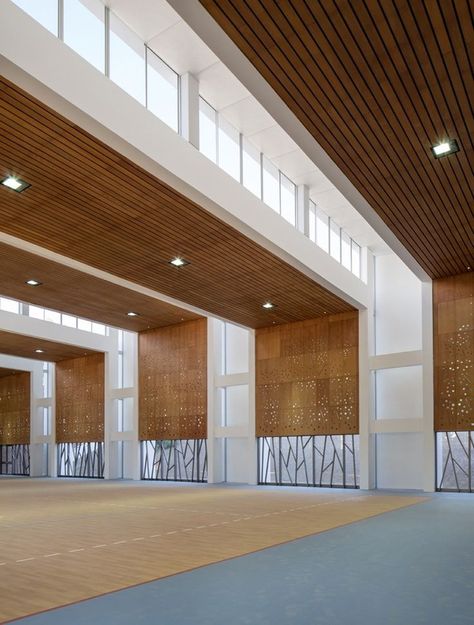 Gym Facade, Gymnasium Architecture, School Gymnasium, College Gym, Auditorium Design, Multipurpose Hall, Mosque Design, School Gym, Hall Interior