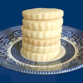 One Perfect Bite: Irish Butter Shortbread this is the real deal!!! Always a favorite. I love this recipe. Irish Shortbread, European Butter, Butter Shortbread, Irish Cooking, Tidal Waves, Hp Sauce, Irish Cuisine, Irish Butter, Shortbread Recipes