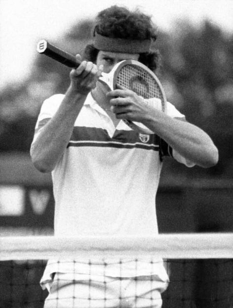 Court Photoshoot, Tennis Court Photoshoot, Photo Sport, Sport Pool, Tennis Photos, Tennis Aesthetic, John Mcenroe, Jean Reno, Black And White Movie