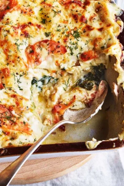 This Jamie Oliver Salmon and Spinach Lasagne is one of the best and easiest salmon lasagna recipes ever. This Jamie Oliver lasagna is made with smoked salmon, Jamie Oliver Salmon, Salmon Lasagna, Fennel And Apple Salad, Smoked Salmon Pate, Seafood Lasagna, Salmon Spinach, Smoked Salmon Recipes, Lasagne Recipes, Great British Chefs