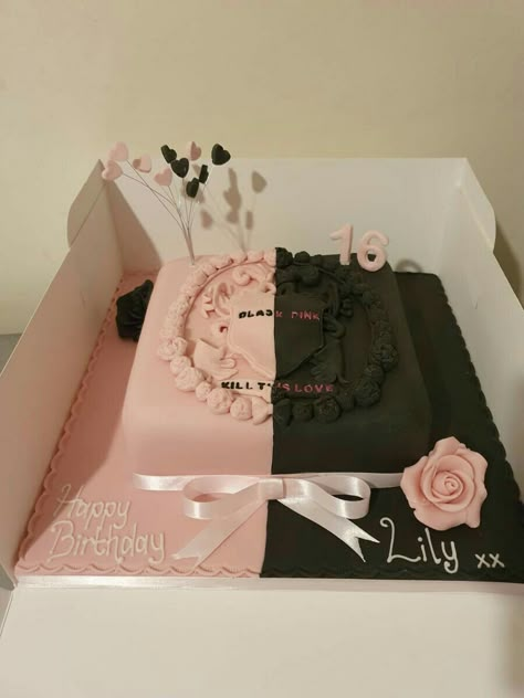 Blackpink Birthday, Personalised Cakes, Vegan Cakes, Character Cakes, Cute Birthday Cakes, Cute Birthday, Blackpink In Your Area, Birthday Cakes, Cakes Cupcakes