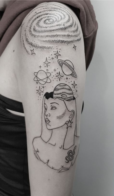 Watercolor Galaxy Tattoo, Space Woman, Tattoo Planet, Planet Tattoo, Sky Tattoos, Solar System Tattoo, Astronaut Tattoo, Balloon Tattoo, Nice Tattoos