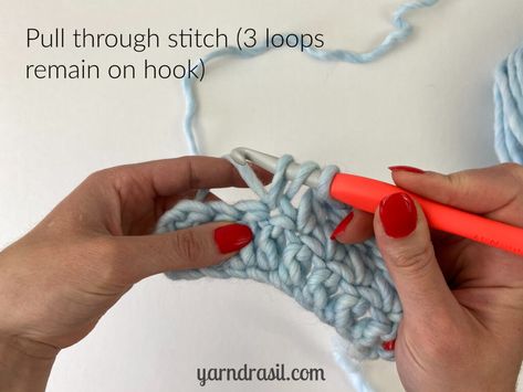 Double crochet (dc) | Yarndrasil | Free Crochet Tutorial for Beginners Free Crochet Rose Pattern, How To Treble Crochet, How To Double Crochet, How To Single Crochet, Chevron Crochet Blanket Pattern, Crochet Tutorial For Beginners, Crochet Blanket Chevron, Sc Crochet, Crochet Rose Pattern