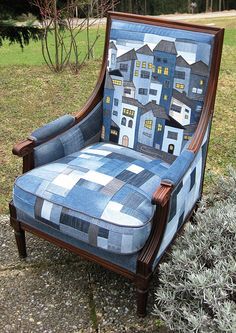 Denim Furniture, Patchwork Chair, Quilting Digest, Blue Jeans Crafts, Old Chair, Denim Crafts, Fabric Christmas Ornaments, Easy Quilts, Repurposed Furniture