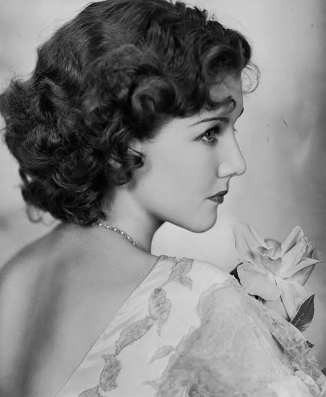 Jean Parker, Vintage Foto's, Old Portraits, Hollywood Actress, Vintage Portraits, Golden Age Of Hollywood, 인물 사진, White Photo, Vintage Glamour