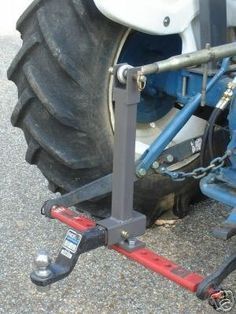 Tractor Drawbar, 8n Ford Tractor, Garden Tractor Attachments, Homemade Tractor, Tractor Idea, Tractor Accessories, Small Tractors, Tractor Implements, Tractor Attachments