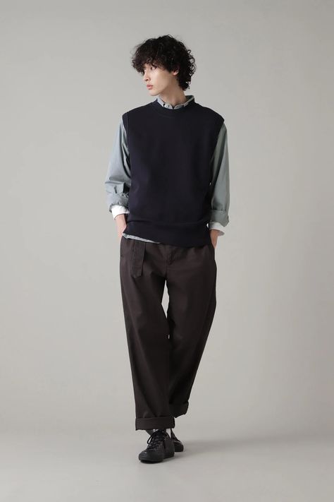 Trendy Office Outfits Men, Dark Casual Outfits Male, Japanese Androgynous Fashion, Male Office Outfit, Masc Office Outfits, Comfy Male Outfits, Masc Outfits Winter, Mens Japanese Fashion, Japanese Minimalist Fashion Men