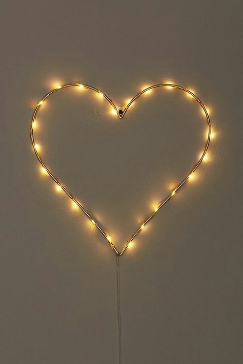 Rose Gold Room Decor, Led Heart, Rose Gold Rooms, Gold Room Decor, Yellow Aesthetic Pastel, Diy String Lights, Christmas Fairy Lights, Fairy Lights Bedroom, Heart Lights