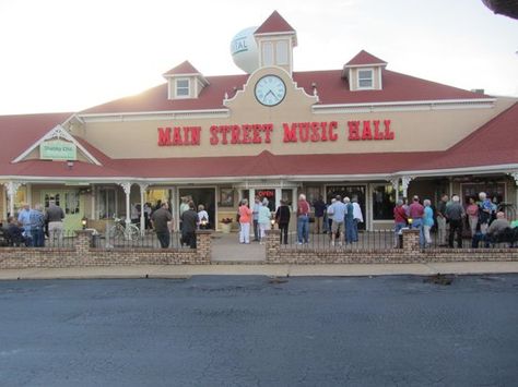 Main Street Music Hall / Main Street Opry Osage Beach Missouri, Ozarks Missouri, Lake Ozark, Lake Fun, Osage Beach, Street Music, Magic Dragon, Lake Of The Ozarks, What To Do Today