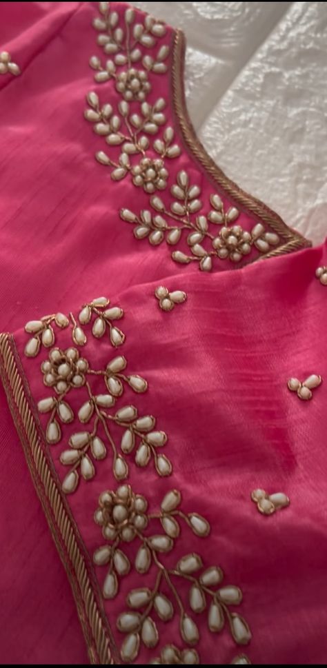 Beads Work Blouse, Blouse Design Simple, Simple Wedding Blouse Designs, Latest Bridal Blouse Designs, Blouse Designs Catalogue, Zardosi Work, Best Blouse Designs, New Saree Blouse Designs, Latest Model Blouse Designs