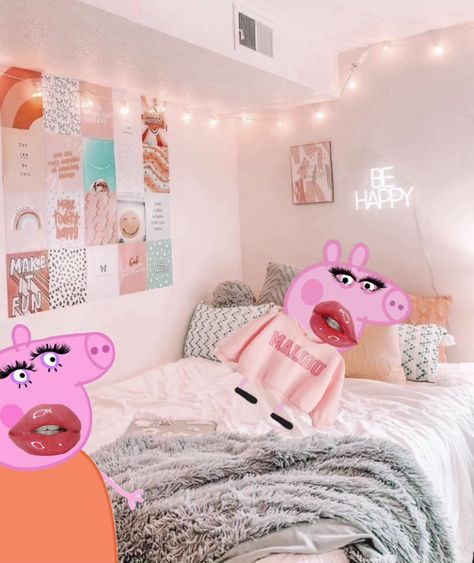 Peppa Pig Preppy, Peppa Pig Aesthetic, Preppy Characters, Pig Aesthetic, Preppy Peppa, Pig Nails, Elephant Skincare, Peppa Pig Funny, Peppa Pig Wallpaper