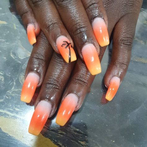 Vacation Tropical Nails, Sunset Beach Nails, Summer Sunset Nails, Sunset Color Nails, Beach Theme Nails, Sunrise Nails, Sunset Nail Art, Nails Sunset, Black Nails Design