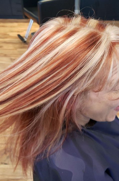 Chunky Blonde Highlights, Red And Blonde, Skunk Hair, 90s Hair, Best Hair Dye, Red Blonde Hair, Strawberry Blonde Hair Color, Blonde Tips, Ginger Hair Color