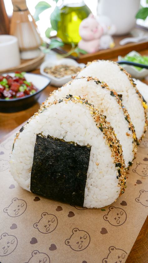 Spam Onigiri Recipe Oyster Pancake Recipe, Spam Onigiri, Shrimp Green Curry, Spicy Tuna Crispy Rice, Tuna Crispy Rice, Spicy Tuna Salad, Japanese Rice Balls, Onigiri Recipe, Cup Ramen