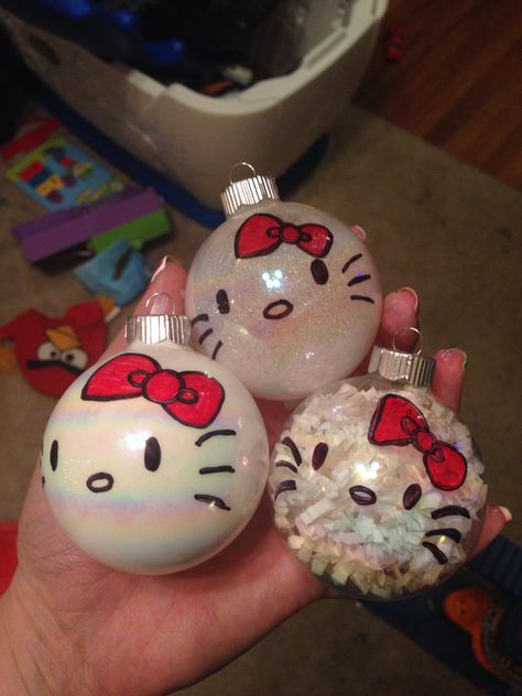 Hello kitty diy ornaments- contact me to order supply kit or completed product! LexiJosh at gmail Hello Kitty Diy, Hello Kitty Christmas Tree, Diy Hello Kitty, Hello Kitty Crafts, Charmmy Kitty, Kawaii Christmas, Hello Kitty Party, Hello Kitty Christmas, Navidad Diy