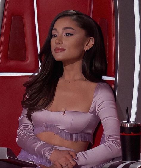 Ariana Grande The Voice, Ariana Grande Makeup, Ariana Grande Hair, Frankie Grande, Lgbt Equality, Ariana Grande Style, Dangerous Woman, Beautiful Gif, Grammy Awards