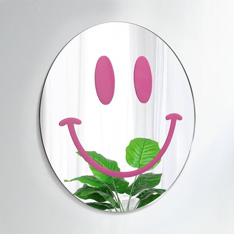 Dremisland Smiley Wall Mirror Preppy Room Decor Aesthetic Wall-Mounted Mirror Acrylic Decorative Self Adhesive Pink Funky Mirror Wall Decor for Teen Girls Bedroom Living Room Entryway Hallway : Amazon.co.uk: Home & Kitchen Dorm Room Decor Aesthetic, Funky Mirrors, Preppy Decor, Preppy Bedroom, Girl Dorms, Room Decor Aesthetic, Girls Dorm Room, Mirror Round, Preppy Room Decor