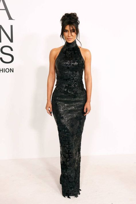 CFDA Fashion Awards 2023: Here's What Everyone Wore Silver Party Dress, Estilo Kardashian, Cfda Fashion Awards, Kim Kardashian Outfits, Balmain Dress, Cfda Awards, Kardashian Outfit, Demi Moore, Fashion Awards