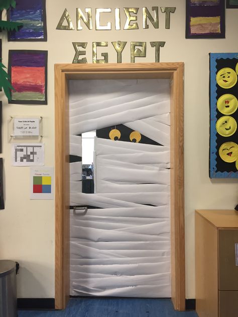 Egyptian Classroom Decorations, Ancient Egypt Display, Egypt Display, Egypt Decorations, Egypt Vbs, Ancient Egypt Crafts, Ancient Egypt Activities, Egyptian Decorations, Egypt Lessons