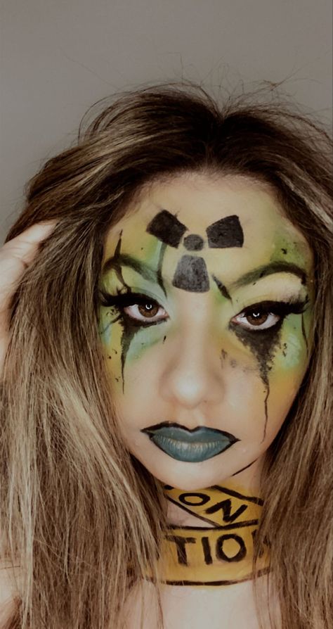 Biohazard Halloween Costume, Toxic Costume, Biohazard Costume, Monster Energy Costume, Toxic Waste Makeup, Radioactive Makeup, Mad Scientist Makeup Female, Mad Scientist Makeup, Science Makeup