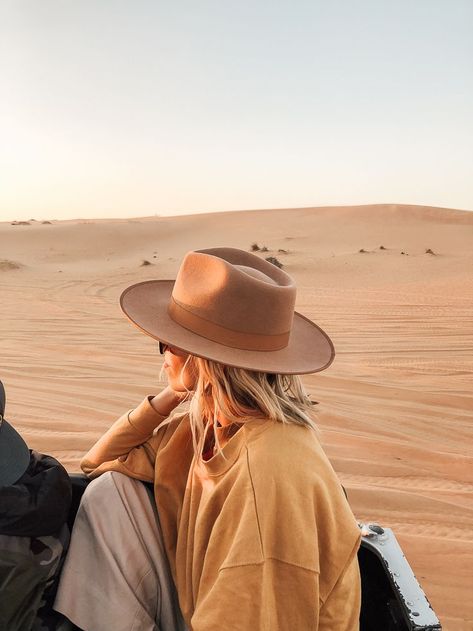 OUR TRIP TO DUBAI - the parrish place Mode Hippie, Boho Hat, Beige Outfit, Easy Style, Dubai Travel, Instagram Look, In The Desert, Looks Style, The Desert