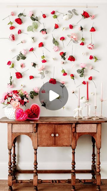 Diwali Wooden Decor, Faux Flower Wall Diy, Faux Flower Decor Diy, Diy Wall Backdrop, Floating Flower Wall, Backdrop Business, Bunch Of Roses, Flower Bunches, Floating Flower