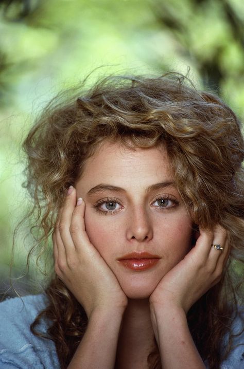 Virginia Madsen, Actress 1984 - 9GAG Virginia Madsen, Actrices Hollywood, Ex Machina, Celebrity Beauty, Vintage Hollywood, Beautiful Eyes, American Actress, Celebrities Female, Movie Stars