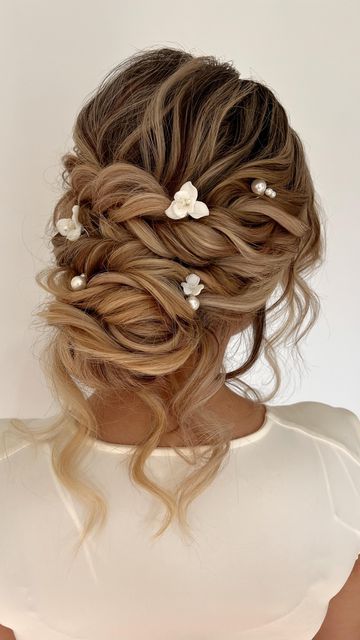 JESSICA KEIFE-OC bridal hair on Instagram: "When people ask me my favorite hairstyle to create.. my signature updo is way up there! I just love how romantic and timeless this bridal updo is!  . We completed the look with The Edelweiss Pins from my collection @jaykaybraidsandbridal 🤍✨ These gorgeous Bridal hair pins are tagged and are available for purchase!  Or comment “PINS” & I’ll dm you a direct link!" Bridal Hairstyles Thick Hair, Romantic Low Updo Wedding, Up Do For Wedding Bridesmaid, Hair Updos Bride, Windy Wedding Hair, Wedding Updo Pearls, Wedding Hair Asian Brides, Brides Updo Hairstyles, Blonde Wedding Hair Updo