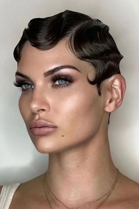 Finger Waves: How to Achieve This Timeless Hairdo – Svelte Magazine Short Wet Hair Styles, Finger Waves Mullet, Purple Finger Waves, Finger Wave Short Hair, Pixie Cut Finger Waves, 1920s Hair Styles, Finger Wave Bob, Pixie Cut Styling, Vintage Pixie Cut