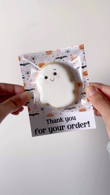 Sticker Cookies Packaging Ideas, Cookie Giveaway Packaging, Halloween Cookie Packaging Ideas, Cookies Pouch Packaging, Tough Cookie Card, Thank You Cookies, Cookie Videos, Cookie Packaging, Mini Cookies