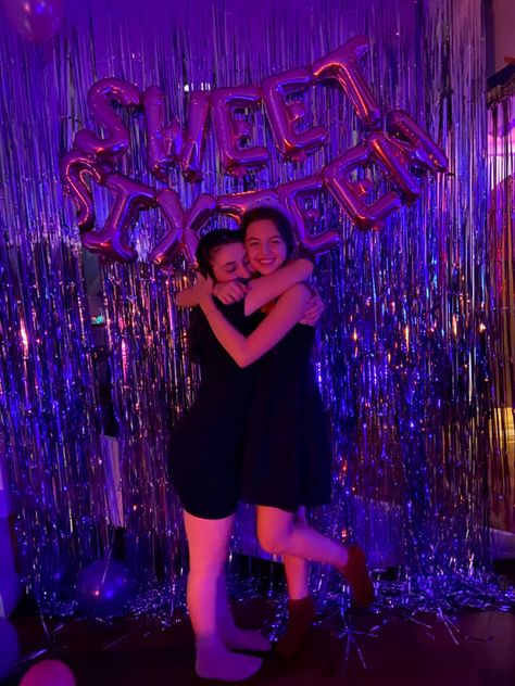 Sweet Sixteen Euphoria Theme, 16 Wishes Party Theme, Sixteenth Birthday Themes, Sweet 16 Photos With Friends, Sweet Sixteenth Birthday Ideas, Photobooth Sweet 16, Sweet 16 Party Ideas Euphoria, Sweet 16 Party Photo Booth Ideas, Photo Booth Sweet 16