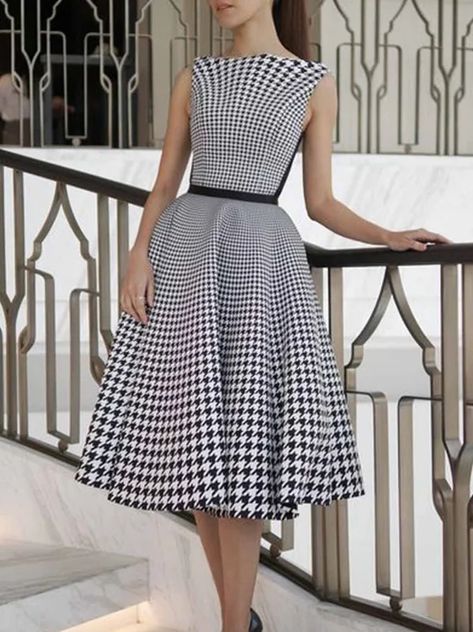 stylewe | stylewe Neck Corset, Midi Party Dress, Fitted Midi Dress, Houndstooth Dress, Corset Bodice, Black Houndstooth, Types Of Dresses, Party Dresses For Women, Midi Dresses