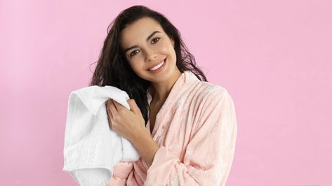 The 7 Best Hair Towels That Dry Your Hair Fast Without The Damage Paper Towel Curls, Aquis Hair Towel, Hair Towel Turban, Hair Towels, Hair Steaming, Hair Color Spray, Leopard Print Hair, Towel Dry Hair, Hair Towel Wrap