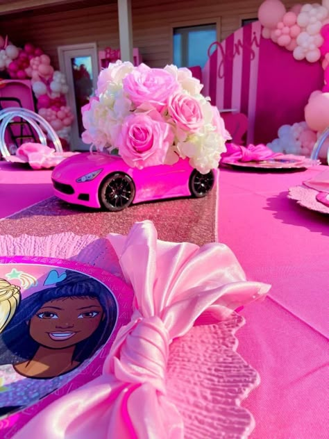 Grownup Barbie Party, Centerpieces For Barbie Party, Barbie Party Decorations Ideas Daughters, Barbie Theme Party Diy, Barbie Table Centerpieces Ideas, Barbie Party Table Setting, 5 Year Birthday Party Ideas Barbie, Barbie Theme Flower Arrangement, Barbie Drink Station