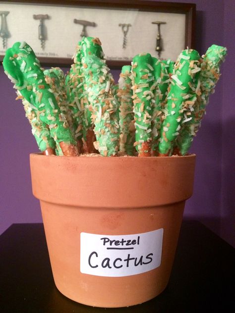 Cactus treat for a moving to Arizona party. Pretzel rods, white chocolate, and toasted coconut. Crushed graham crackers for sand. A fun dessert! Cowboy Theme Party, Wild West Party, Western Birthday Party, Cowboy Birthday Party, Cowboy Baby Shower, Western Birthday, Cowgirl Birthday Party, Western Theme Party, Cactus Party