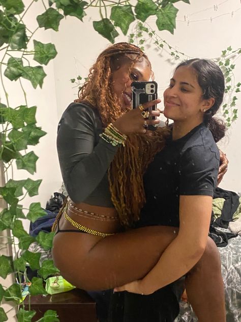 #wlw #lesbians #aesthetic #couplepic #uklesbians Latina And Black Wlw Couple, Interracial Wlw Aesthetic, Wlw Relationship Aesthetic Spicy, Wlw Interacial Aesthetic, Poc Wlw Aesthetic, Hoochiemama Aesthetic, Interracial Wlw, Wlw Interacial, Poc Wlw Couple