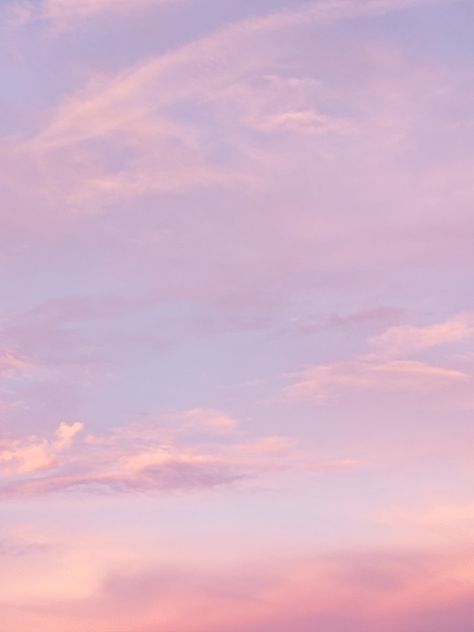 Aethstetic Background Pastel, Cloudcore Aesthetic, Ios Customization, Mountains Background, Beach Sunset Photography, Sunset Watercolor, Phone Homescreen, Pink Mountains, Pastel Clouds