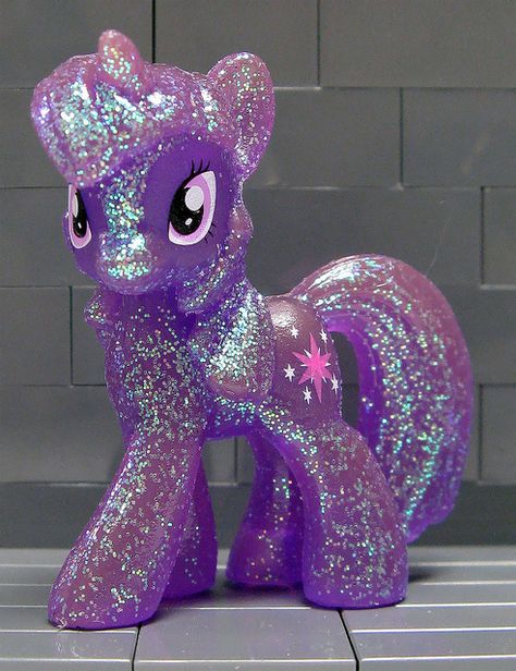 Mlp Glitter Toy, Twilight Sparkle Aesthetic, Mlp Figures, Mlp Toys, Childhood Memories 2000, My Lil Pony, Nostalgic Toys, The Chase, Mlp Pony