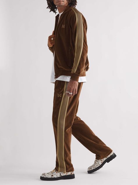 Velour Tracksuit 2000s, Velour Tracksuit Outfit, Velour Pants Outfit, Mens Velour Tracksuit, Yeezy Fashion Show, Needles Track Pants, Tracksuits For Men, Velvet Tracksuit, Pants Outfit Men