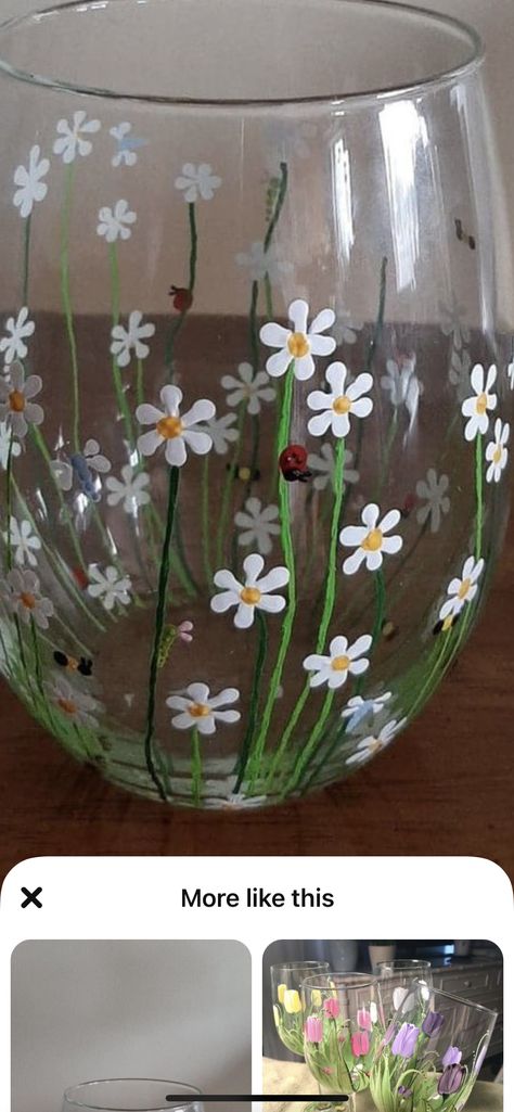 Painting On Glassware, Wine Glasses Painting Ideas, Easy Painting Ideas On Pottery, Painted Glass Designs, Ideas To Paint On Wine Glasses, Painting Ideas Wine Glasses, Glassware Painting Ideas, Vase Painting Ideas Easy, Painting On Wine Glasses Diy